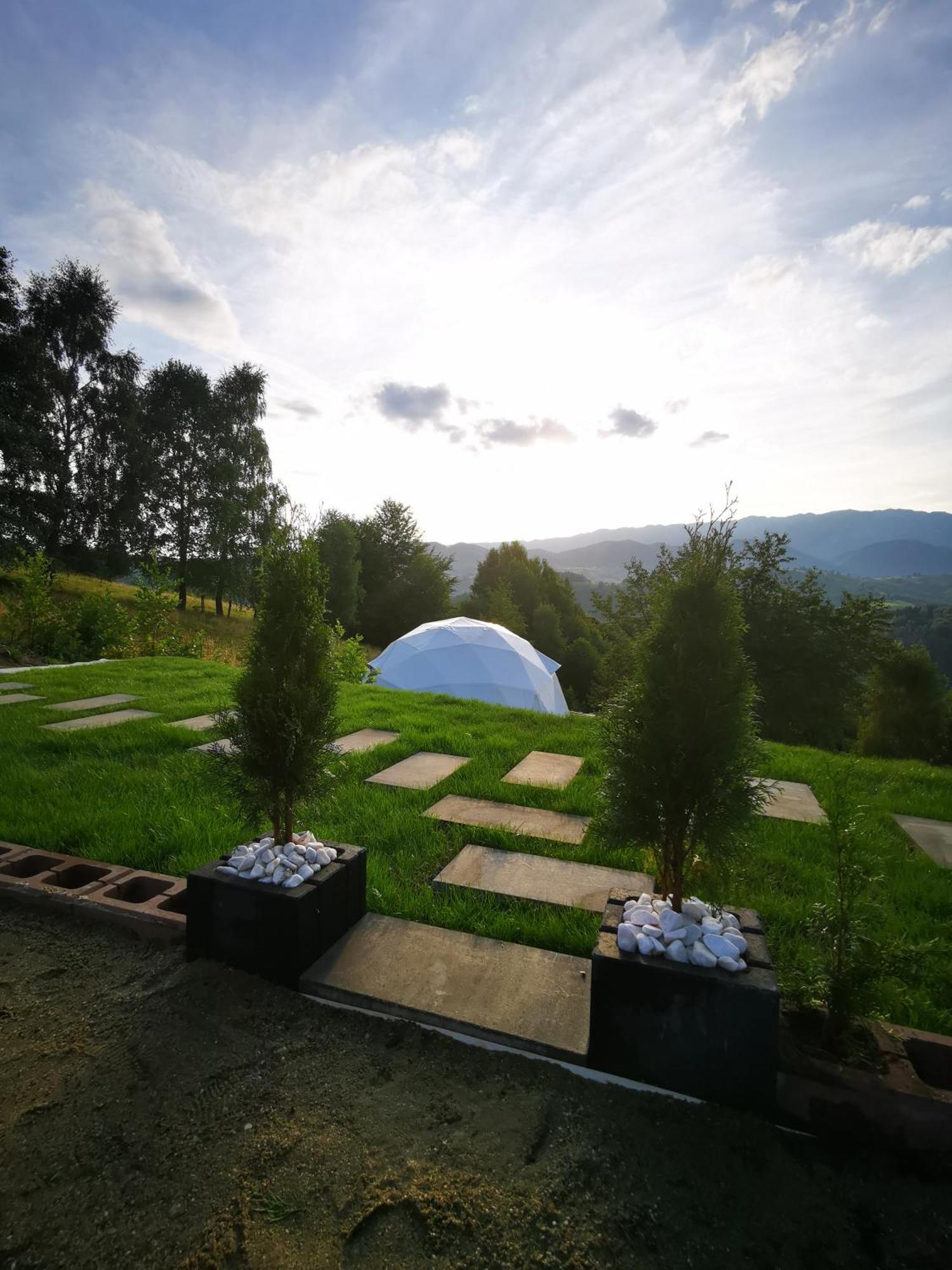 Hotel Glamping Zazen Drumu Carului Exterior foto